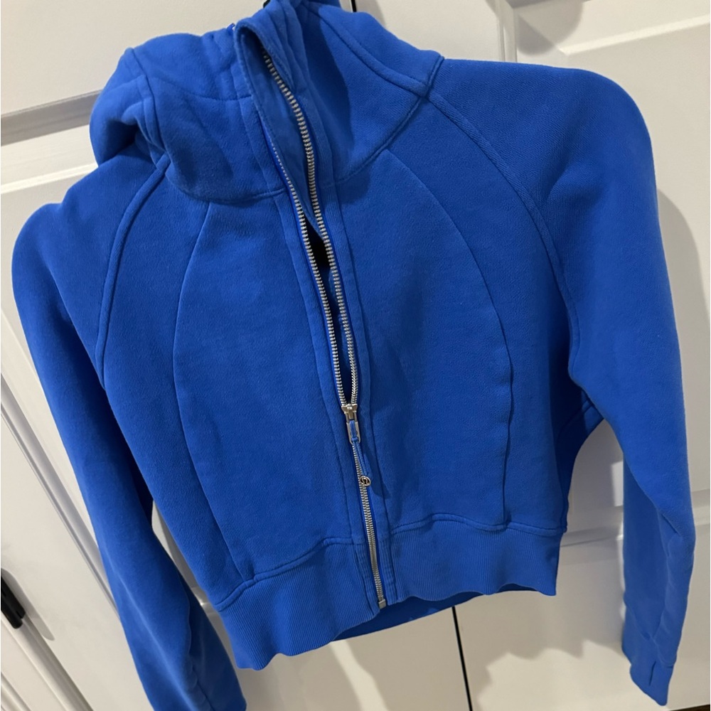 Lulu lemon sweatshirt